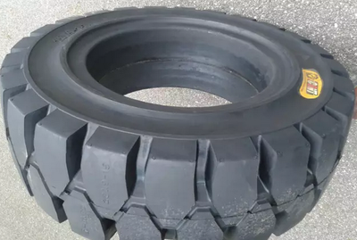 實心輪胎為何缺席高速舞臺？——安全、性能與成本的多重考量